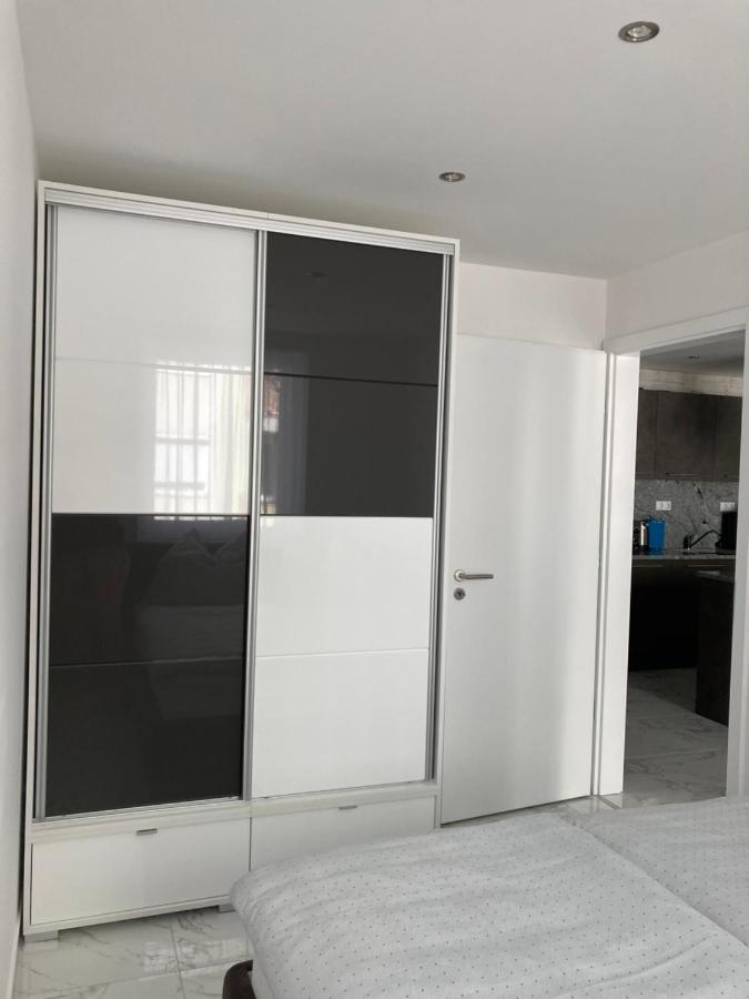 Swiss Luxury Apartment Mosonmagyaróvár Esterno foto